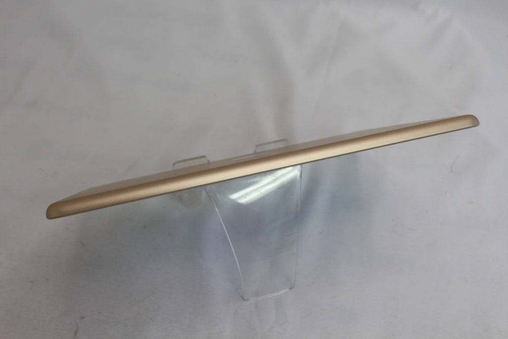 Apple iPad（第5世代/2017） 128GB MPGW2J/A