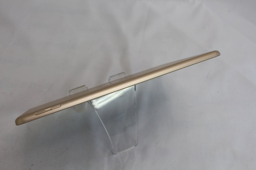 Apple iPad（第5世代/2017） 128GB MPGW2J/A