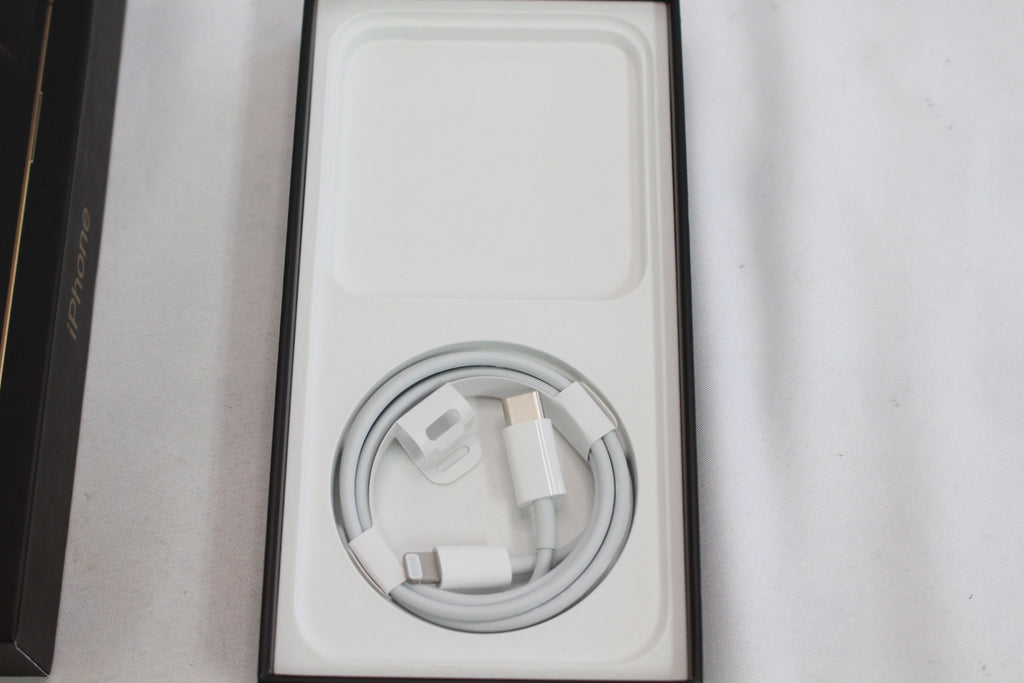 Apple iPhone12Pro 128GB MGM53J/A