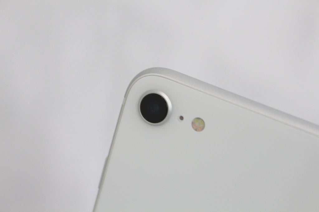 Apple MXD12J/A iPhoneSE2 128GB ☆