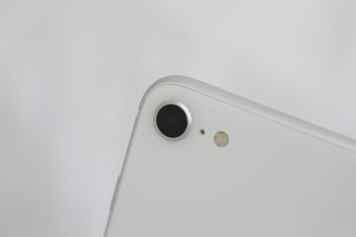 Apple MXD12J/A iPhoneSE2 128GB ☆