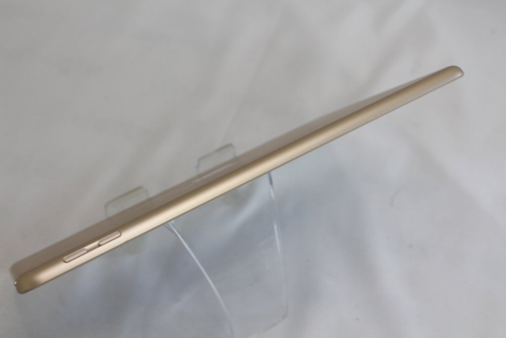 Apple iPad（第5世代/2017） 32GB MPGT2J/A