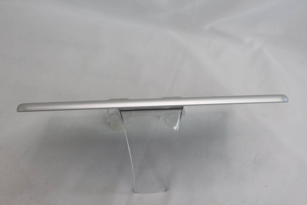 Apple iPad（第6世代/2018） 32GB MR7G2J/A
