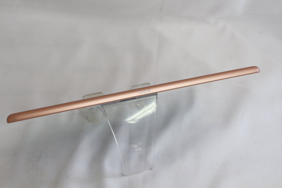 Apple iPad（第7世代/2019） 32GB MW6D2J/A