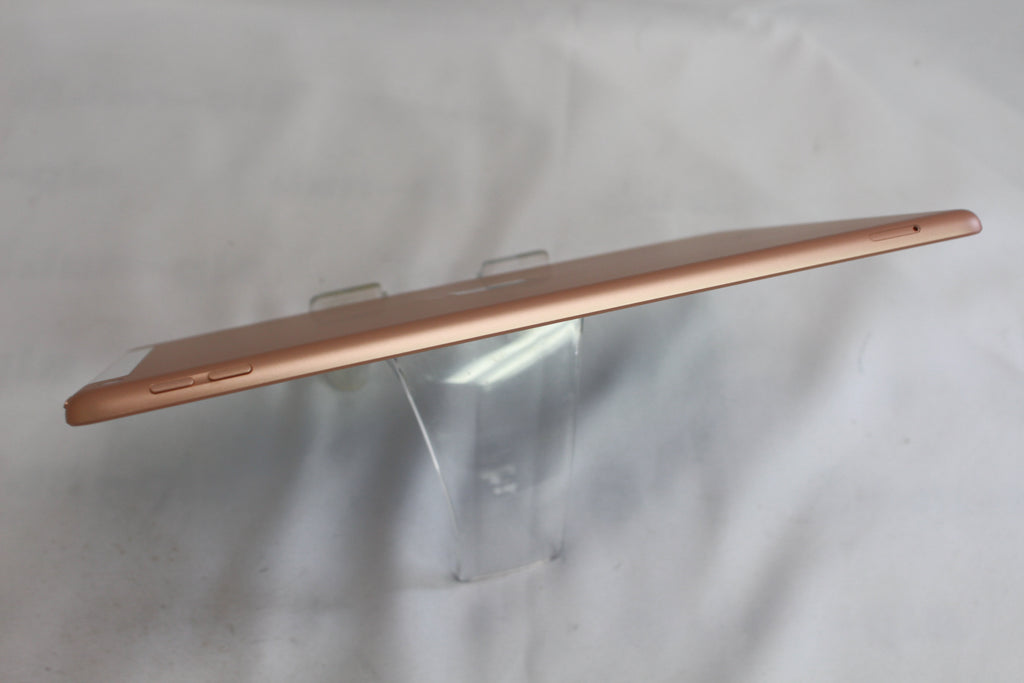 Apple iPad（第7世代/2019） 32GB MW6D2J/A