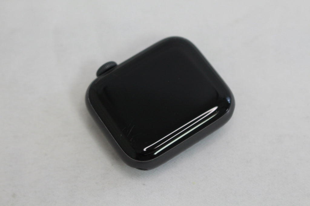 Apple Watch Series5 40mm GPSモデル NWV82J/A