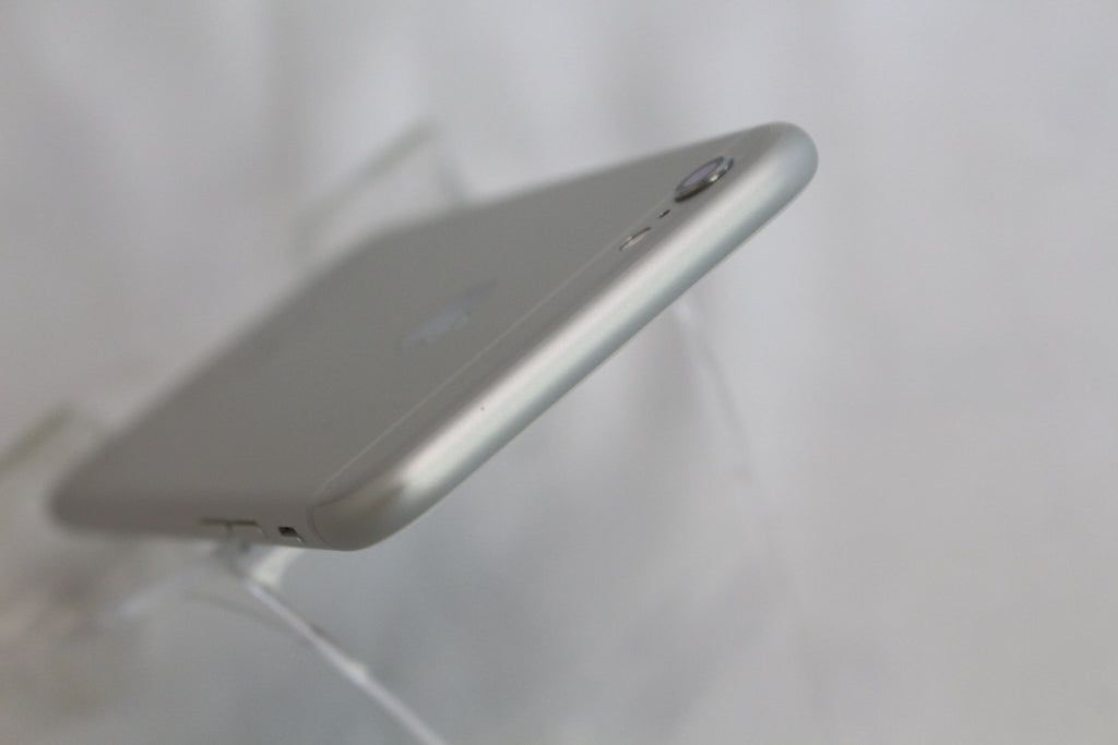 Apple iPhone 6s 16GB MKQK2J/A