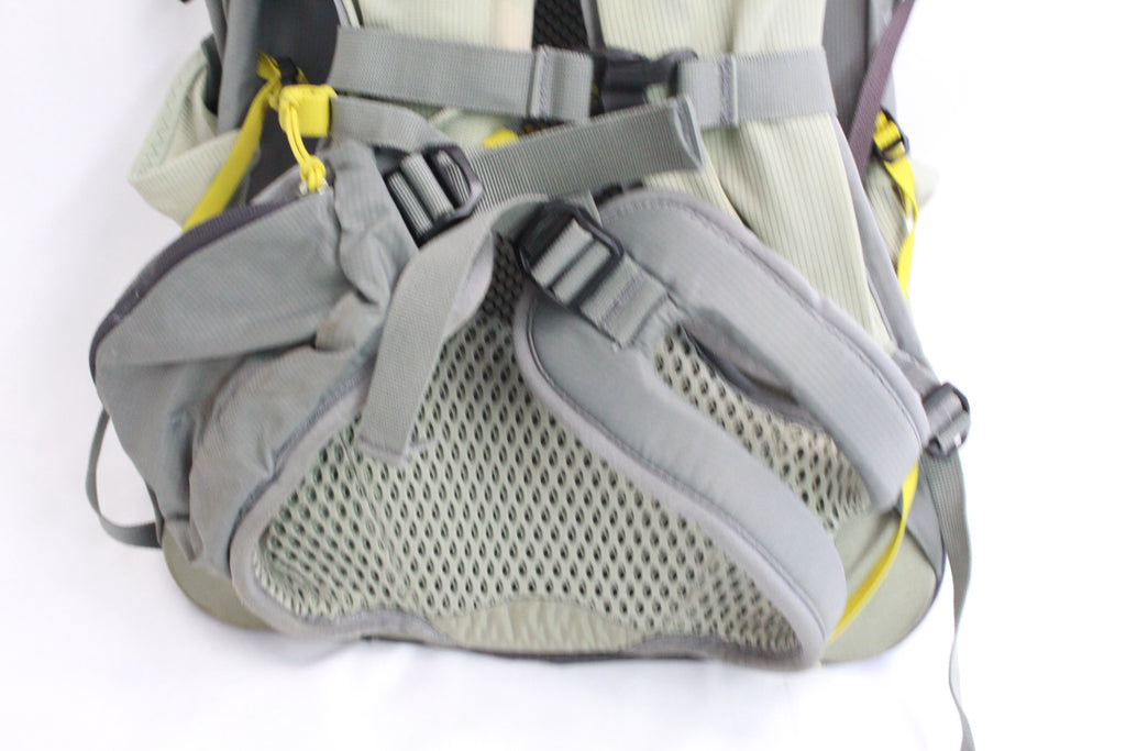 SALOMON エアロトレック 30 ザック 30L SEDONA SAGE/SEAGRASS/NINE IRON S/Mサイズ