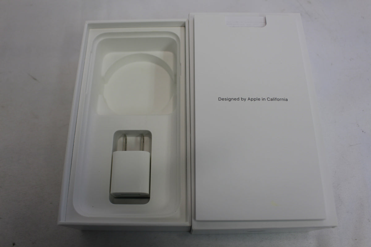 Apple iPhone SE（第2世代） 128GB MXD12J/A