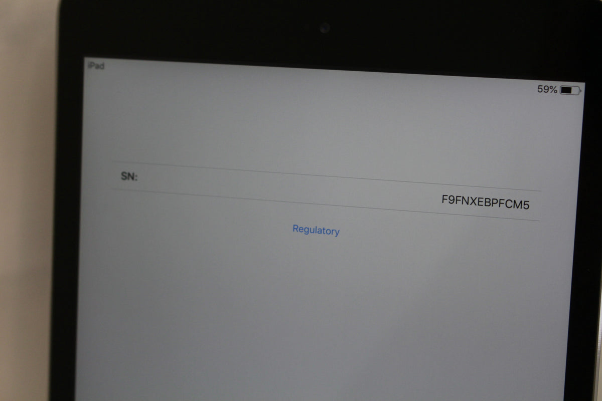 Apple iPad mini（第2世代/2013） 16GB ME276J/A