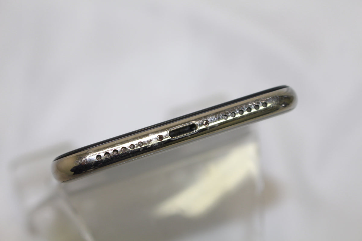 Apple iPhone X 256GB MQC22J/A