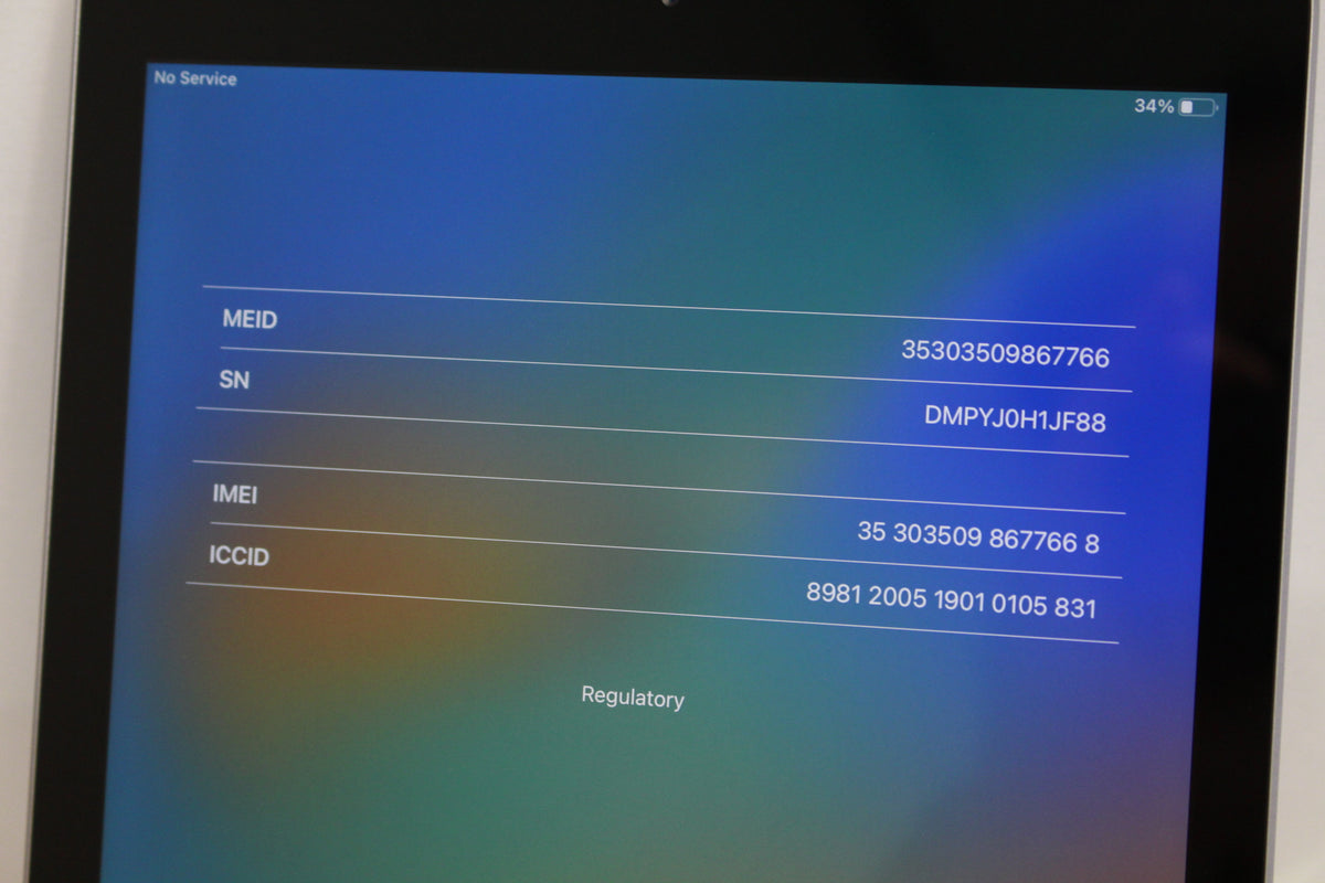 Apple iPad（第6世代/2018） 32GB MR6N2J/A