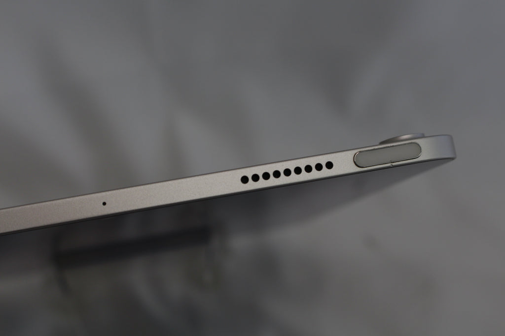 Apple iPad Air（第5世代/2022） 64GB MM9F3J/A