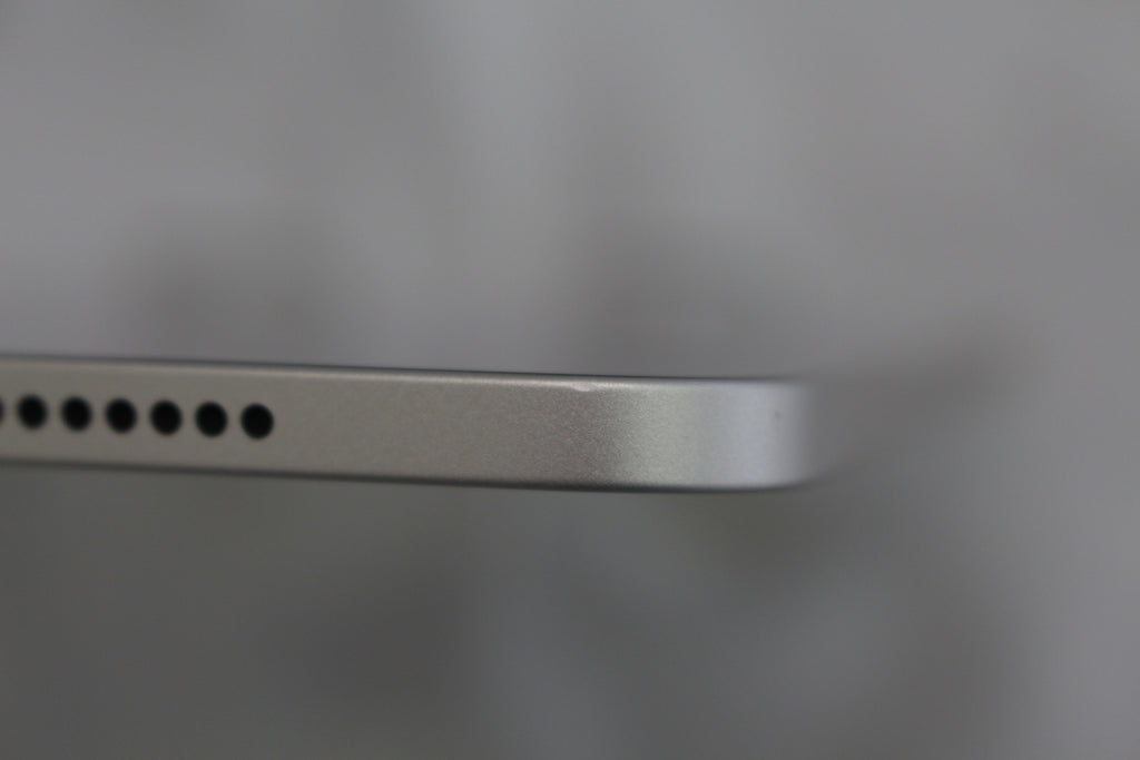 Apple iPad Air（第5世代/2022） 64GB MM9F3J/A