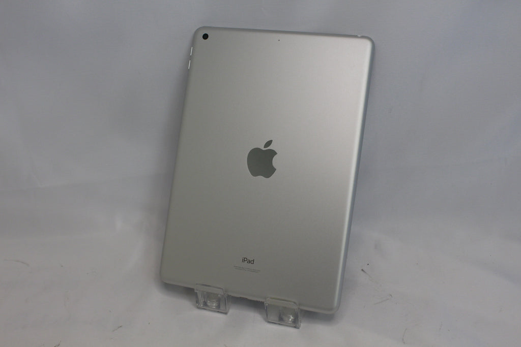 Apple iPad（第9世代/2021） 64GB NK2L3J/A