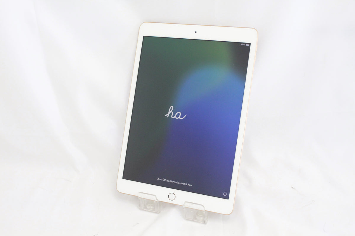 Apple iPad（第8世代/2020） 32GB MYLC2J/A