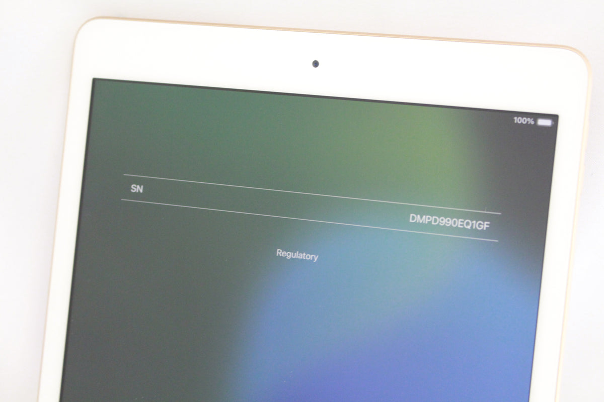 Apple iPad（第8世代/2020） 32GB MYLC2J/A