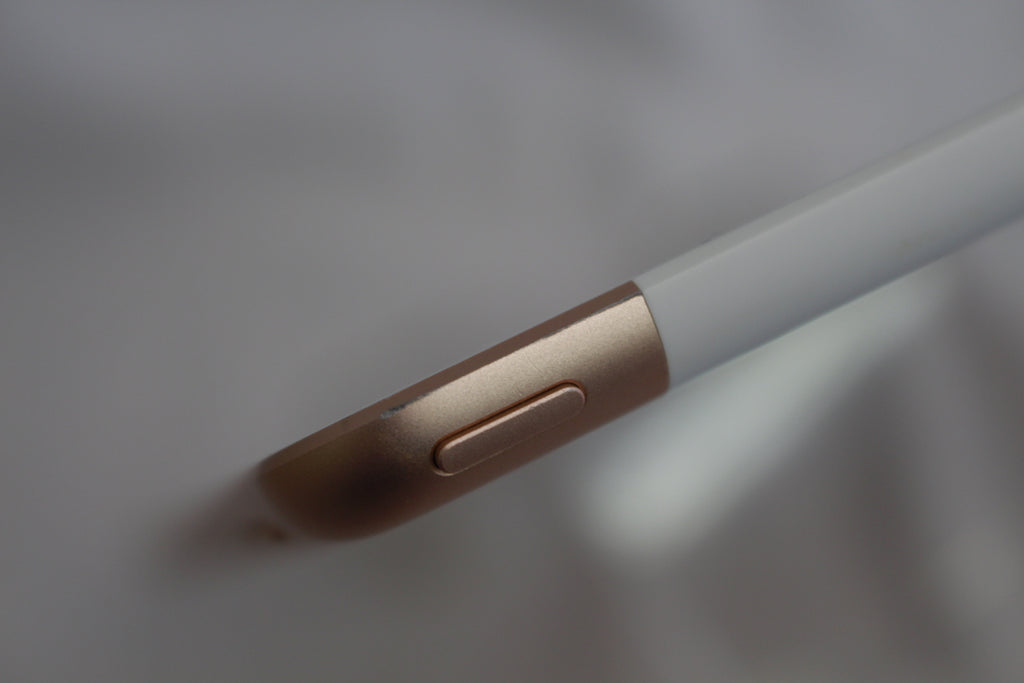 Apple iPad（第7世代/2019） 32GB MW6D2J/A