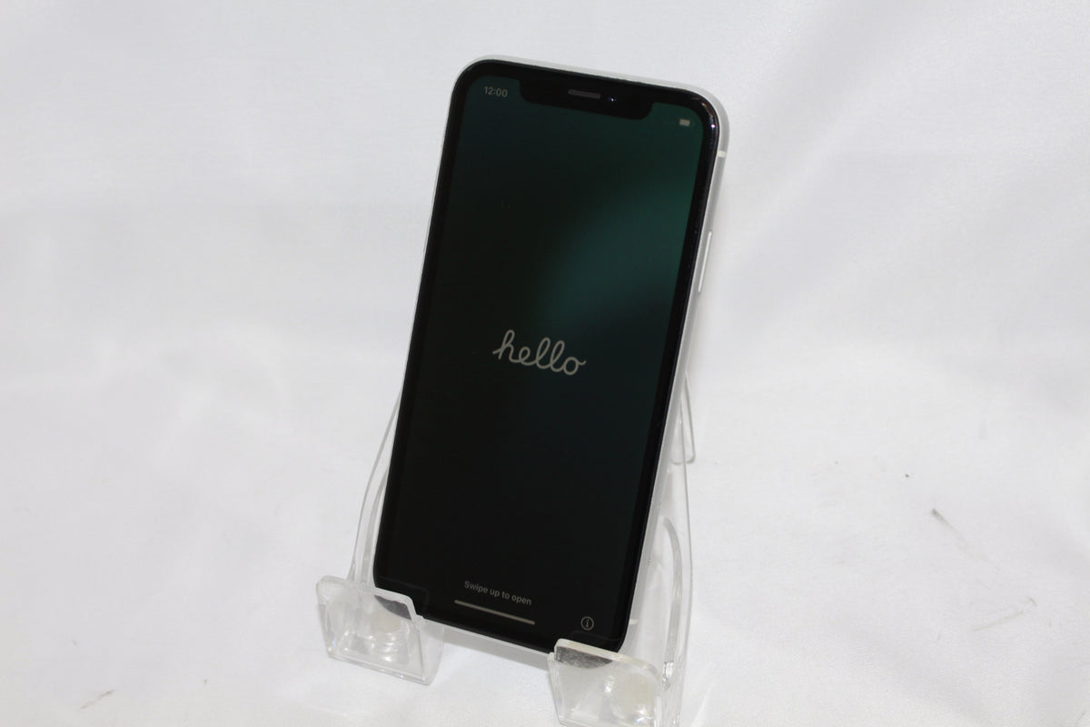 Apple iPhone XR 64GB MT032J/A