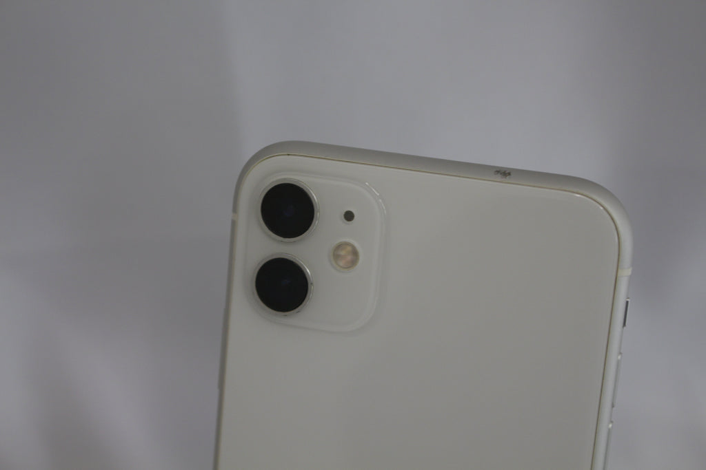 Apple iPhone 11 64GB MWLU2J/A